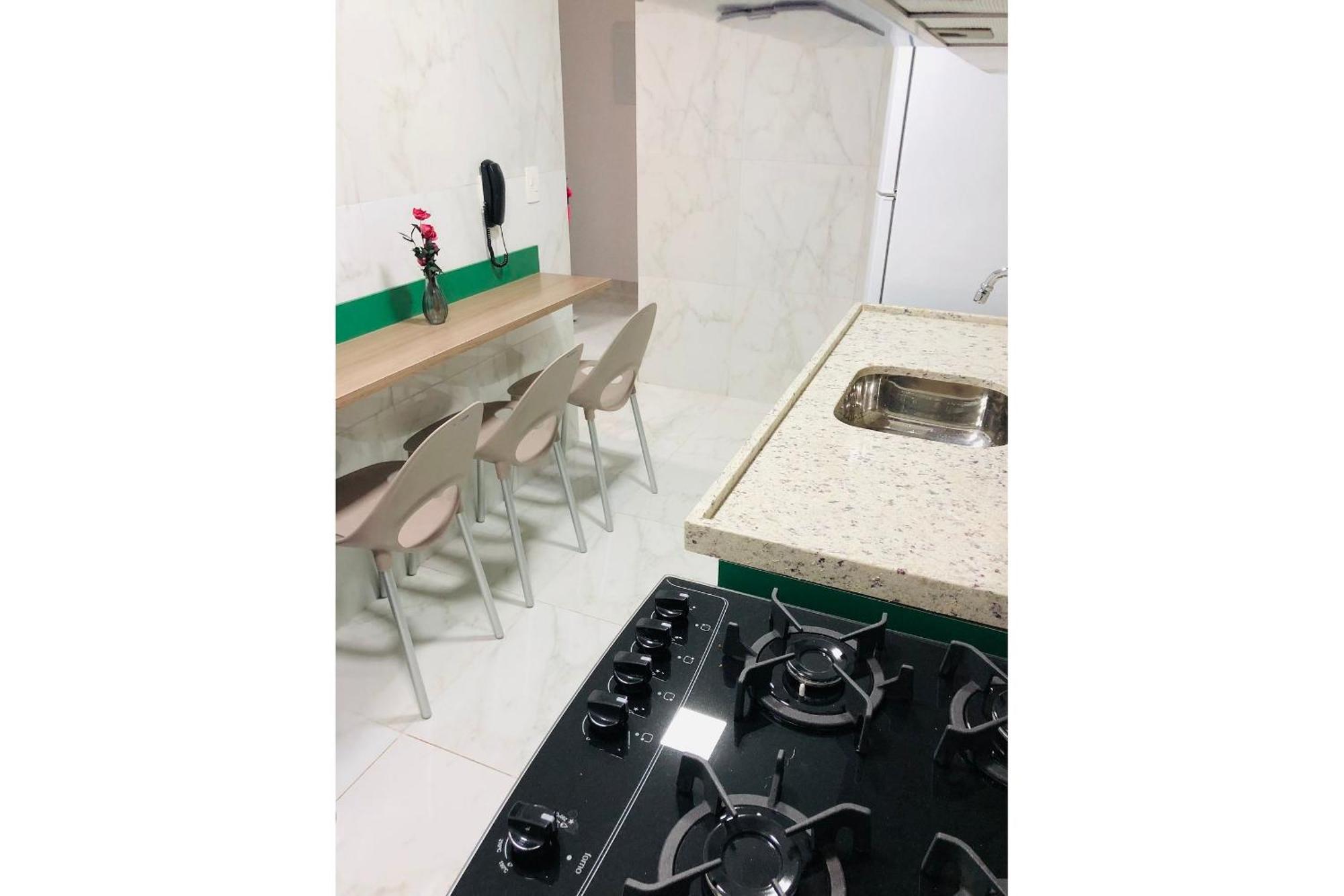 Makambira No Centro De Apartamento *
